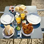 Du Mas - Amethyste * Saint-Laurent-dʼAigouze
